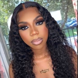 Meet your Posher, Jada